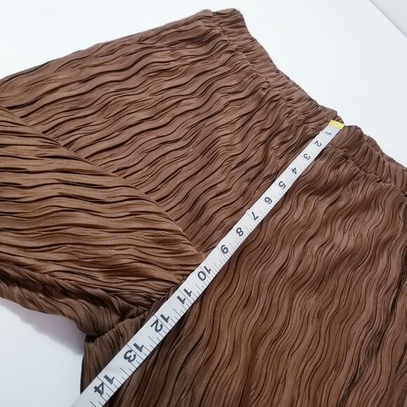 VICI Drift Away Textured One Shoulder Top and Pants Outfit Set Co-Ord Sets - Picture 9 of 14